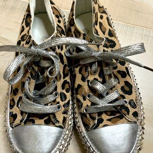 Leopard & metallic sneakers size 9